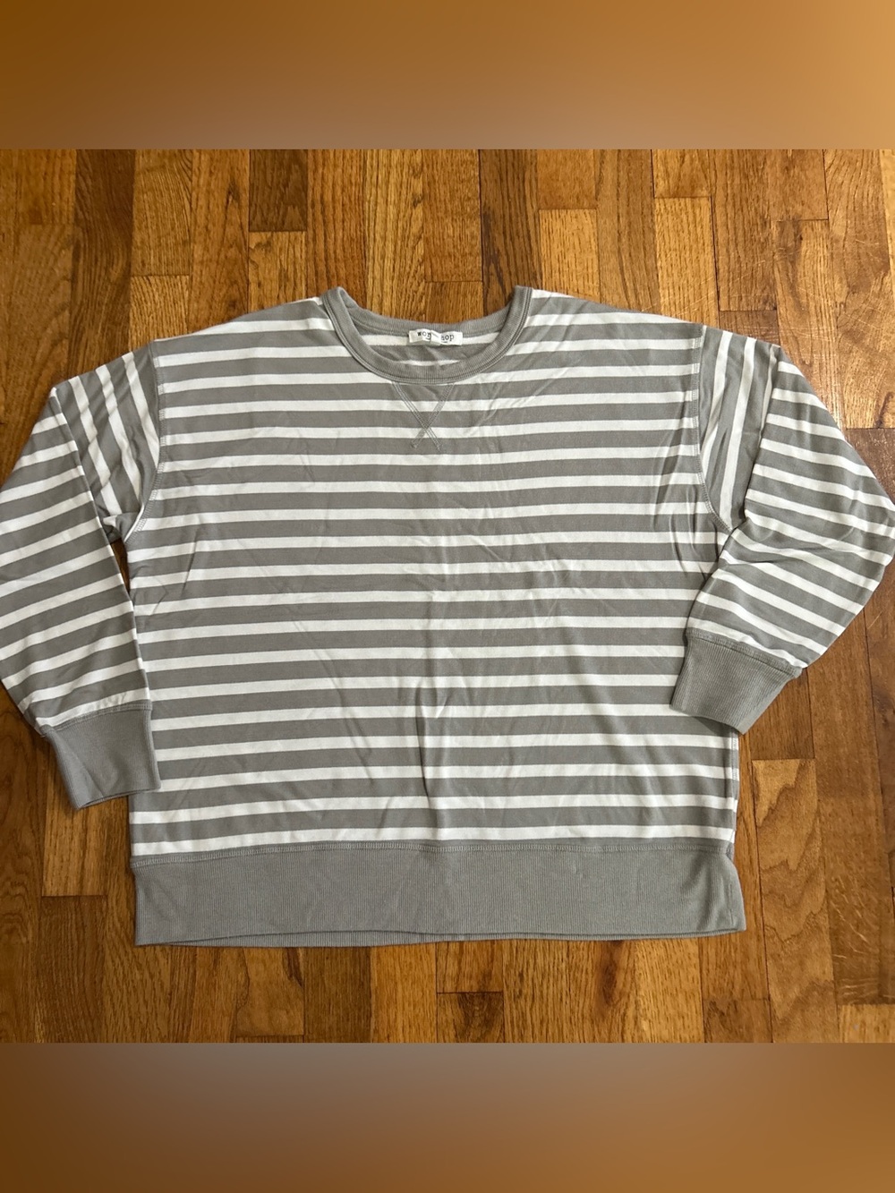 Workshop Women's Gray White Striped Crewneck Long Sleeve Sweatshirt Size Large